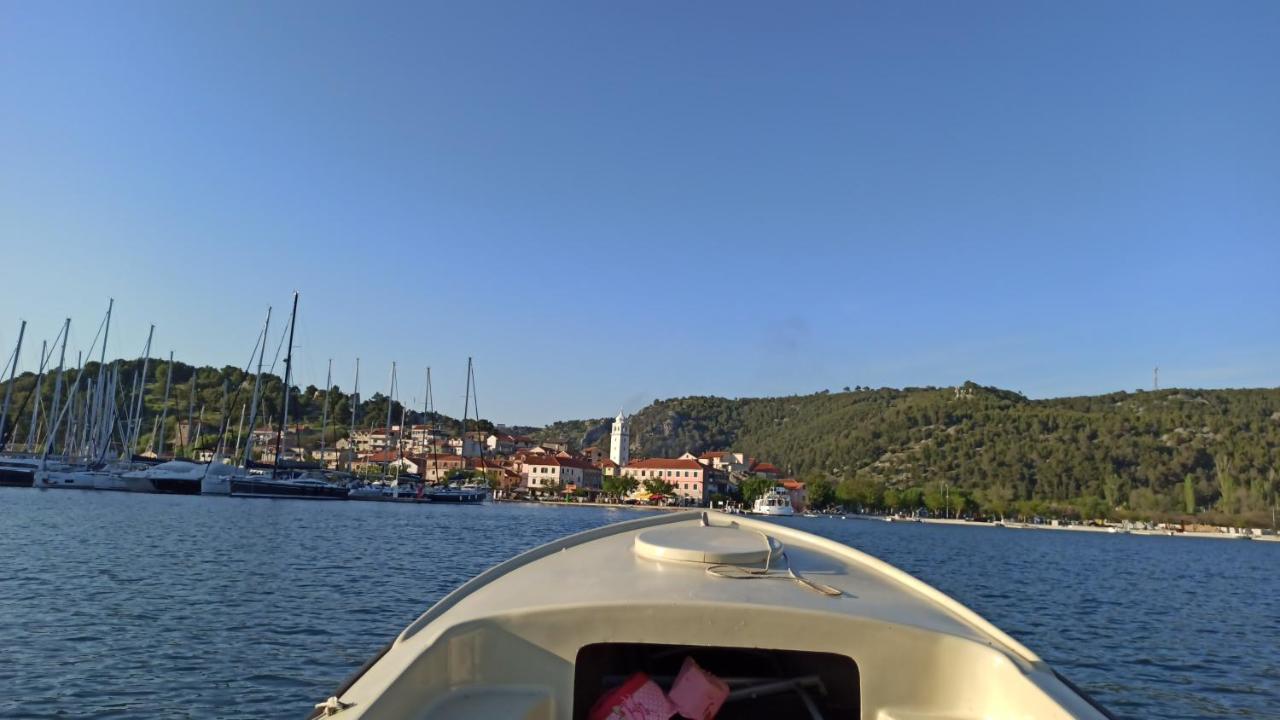 Mila And Jurija Formenti 2 Apartments In Heart Of Nautic Marina, With Heated Swimming Pool, Bikes, Sup, Kajak 스크라딘 외부 사진