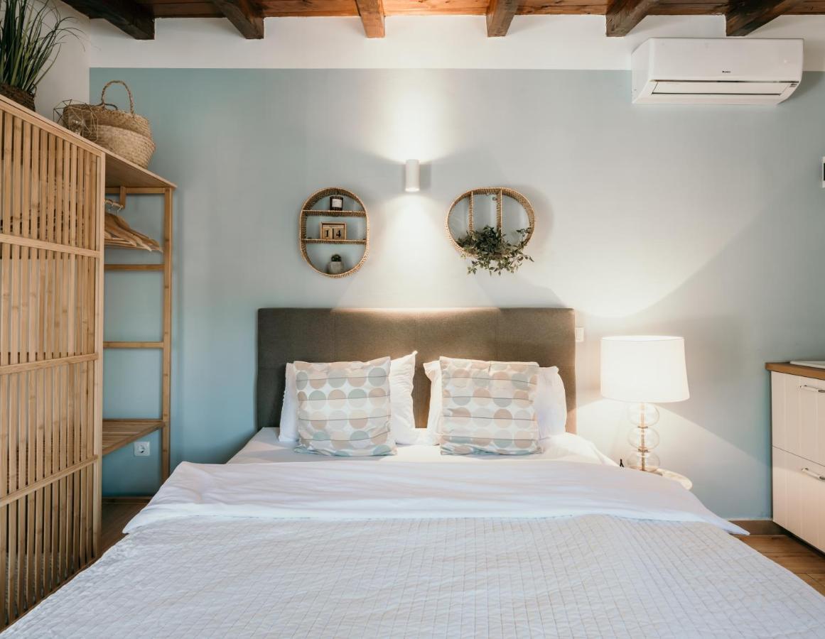 Mila And Jurija Formenti 2 Apartments In Heart Of Nautic Marina, With Heated Swimming Pool, Bikes, Sup, Kajak 스크라딘 외부 사진