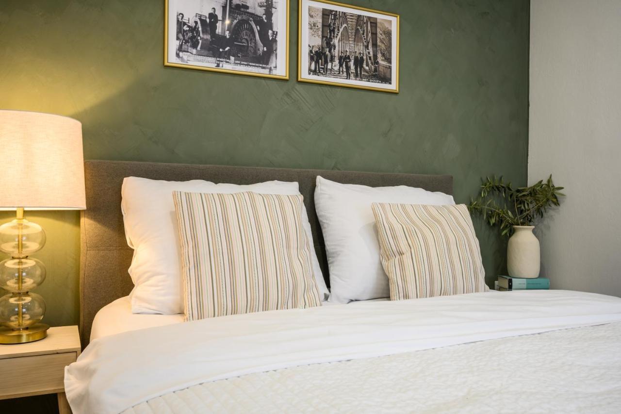 Mila And Jurija Formenti 2 Apartments In Heart Of Nautic Marina, With Heated Swimming Pool, Bikes, Sup, Kajak 스크라딘 외부 사진